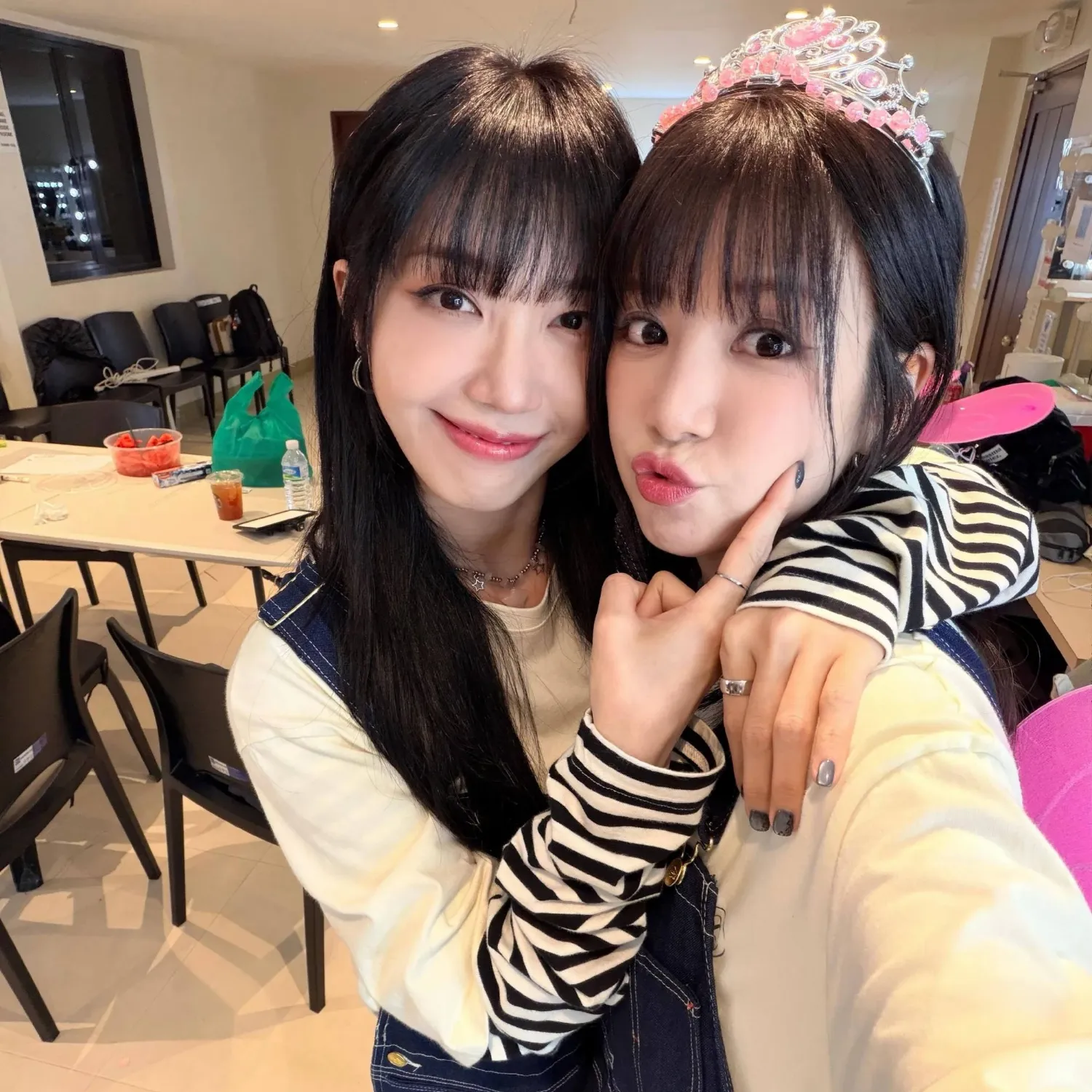 Behind-the-scenes cut of Jeong Eunji (Apink)