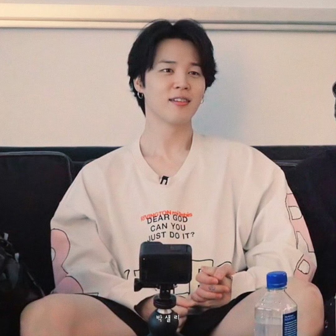 지민 (방탄소년단)의 비하인드 컷