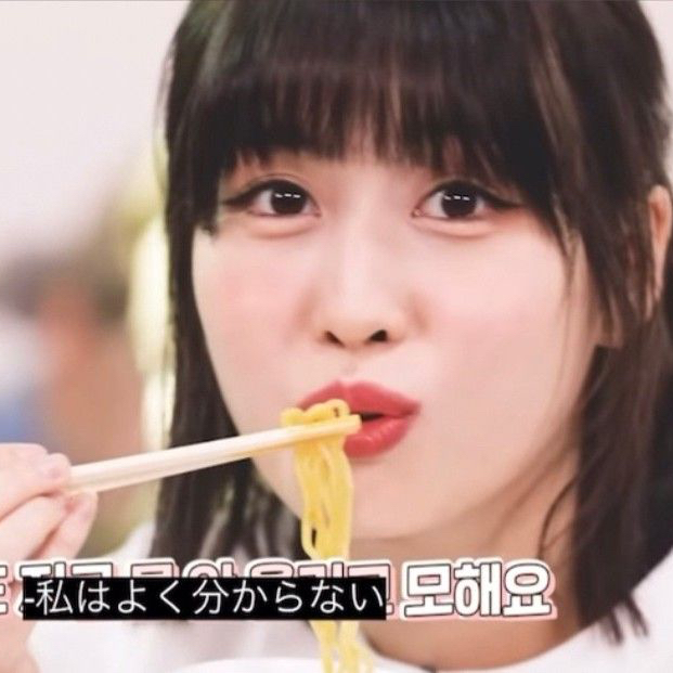 Momo (TWICE)的最新活動照片