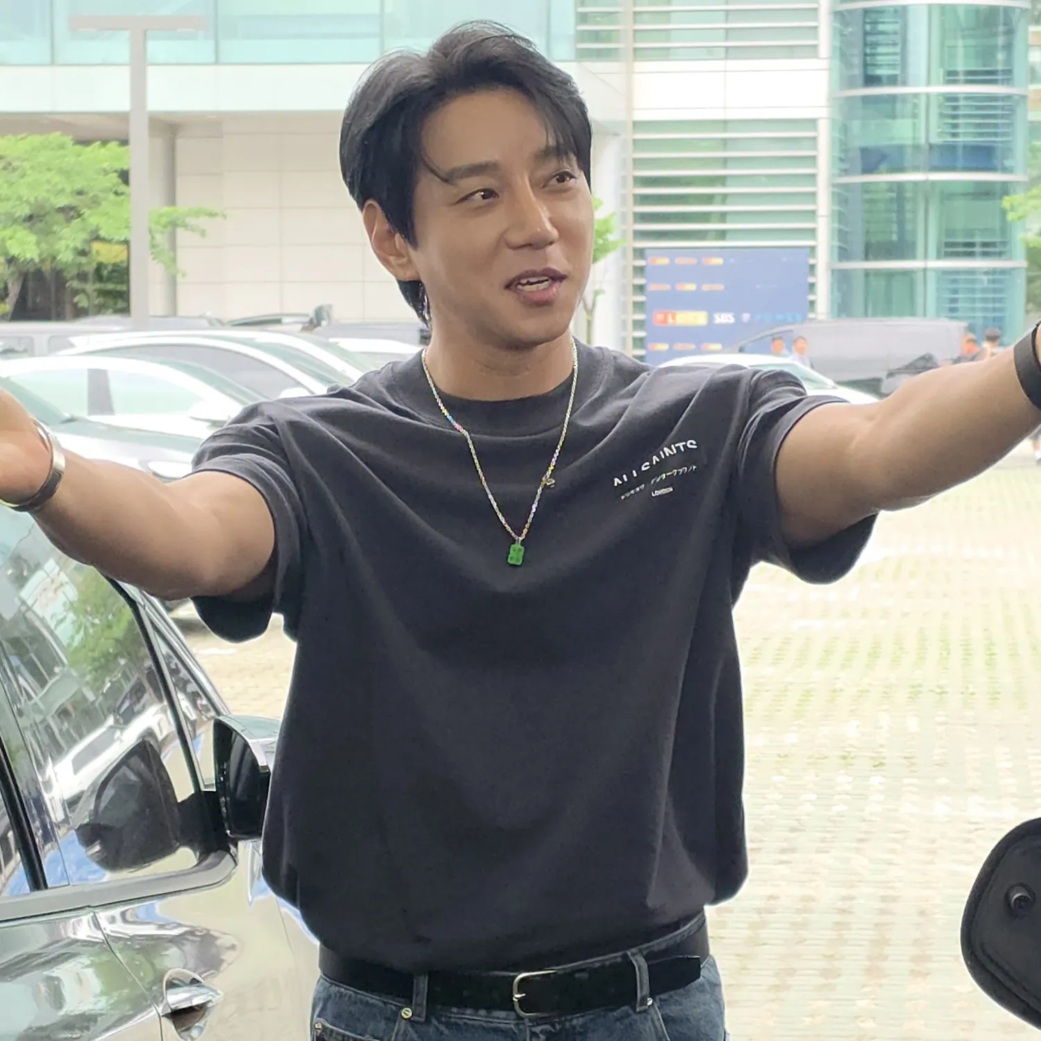 A moment captured by Hwang Chiyeol's fan