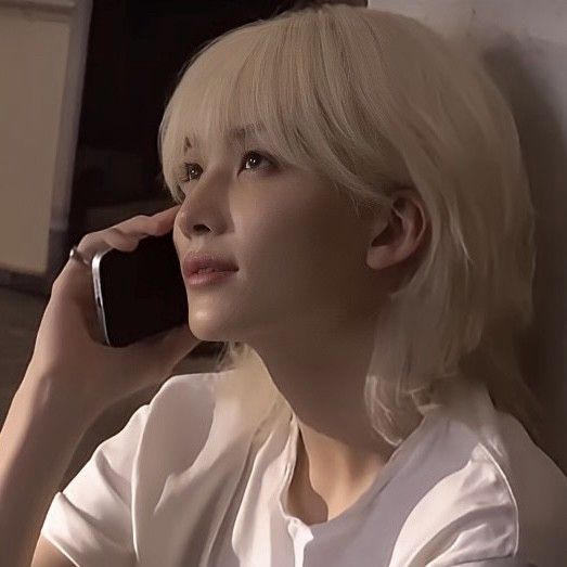 Recent activity shot of Jeonghan (SEVENTEEN)