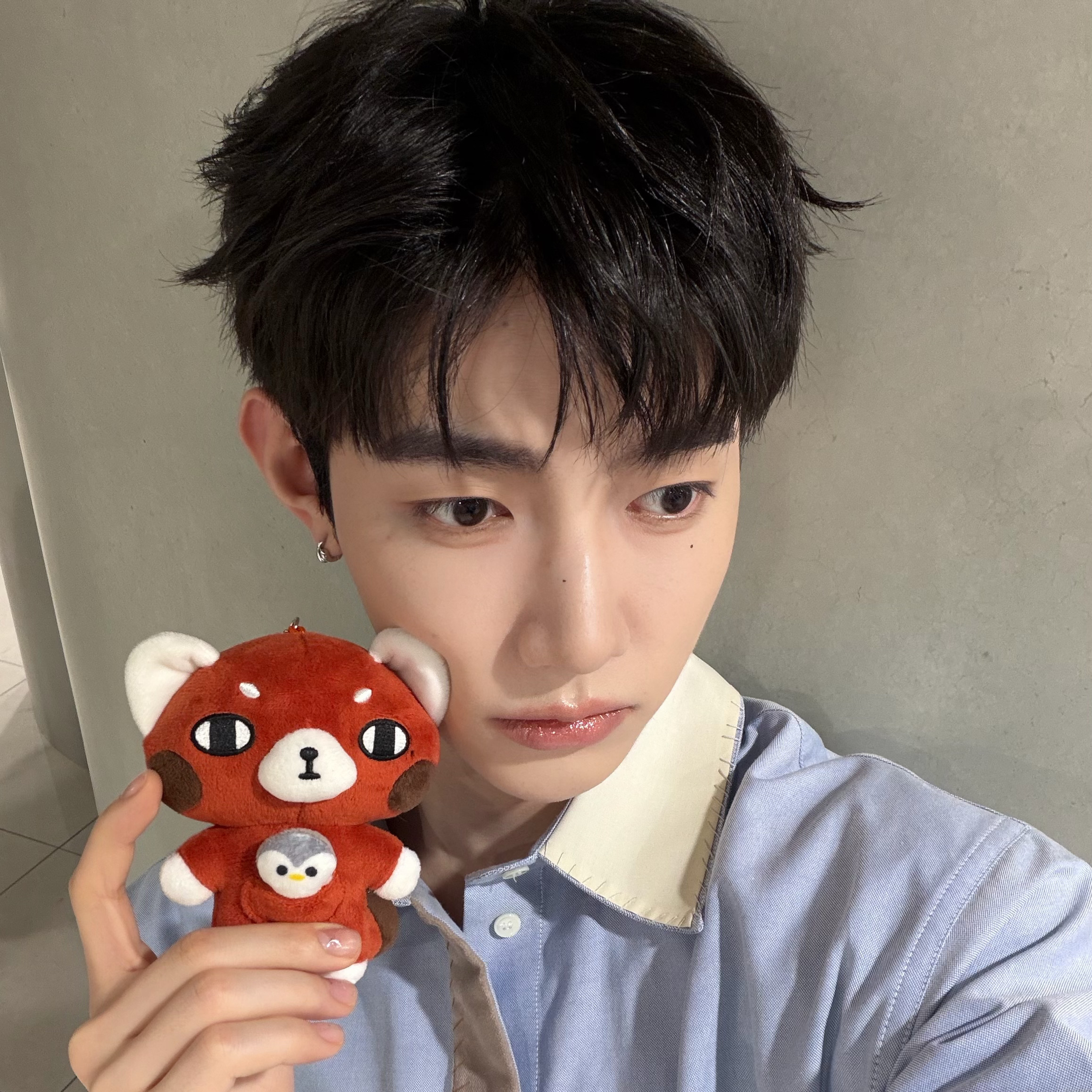 Behind-the-scenes cut of Zhang Hao (AND2BLE)