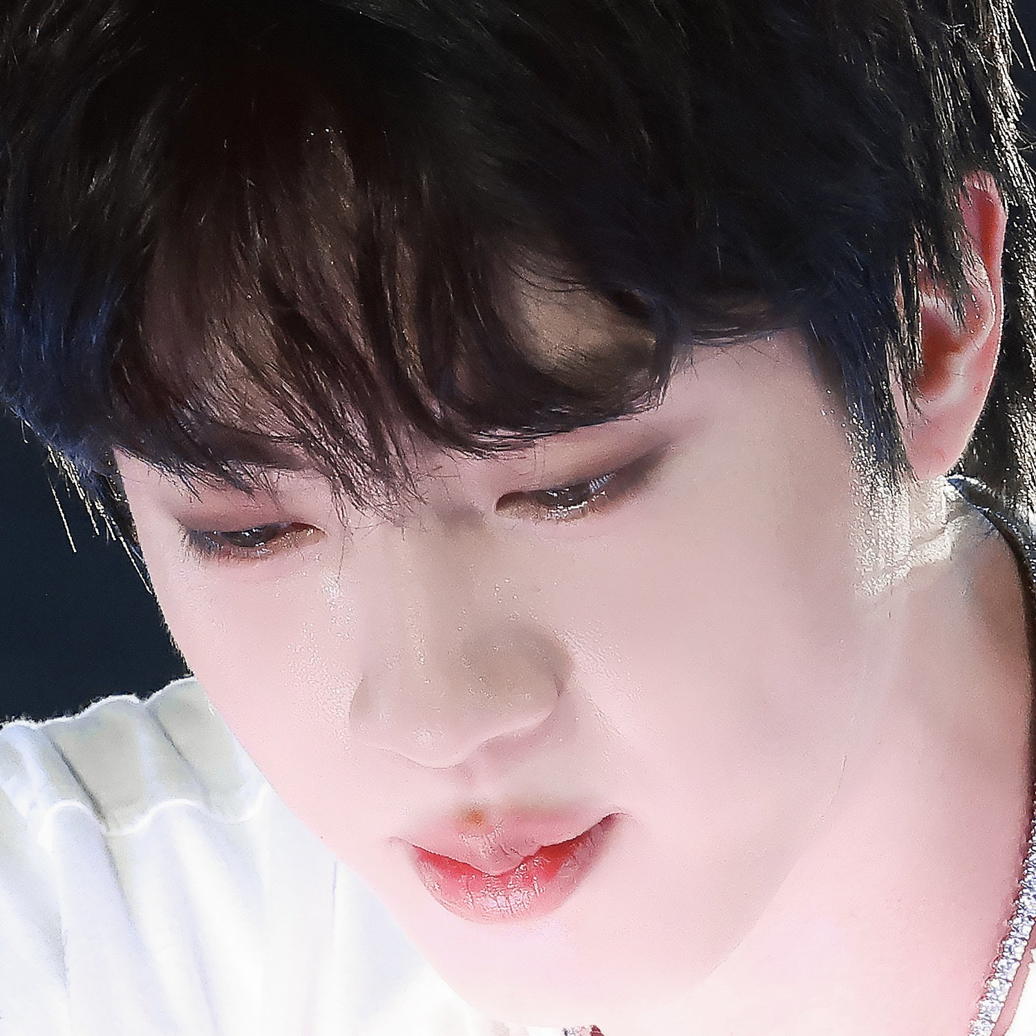 Foto aktivitas terbaru Jin (BTS)