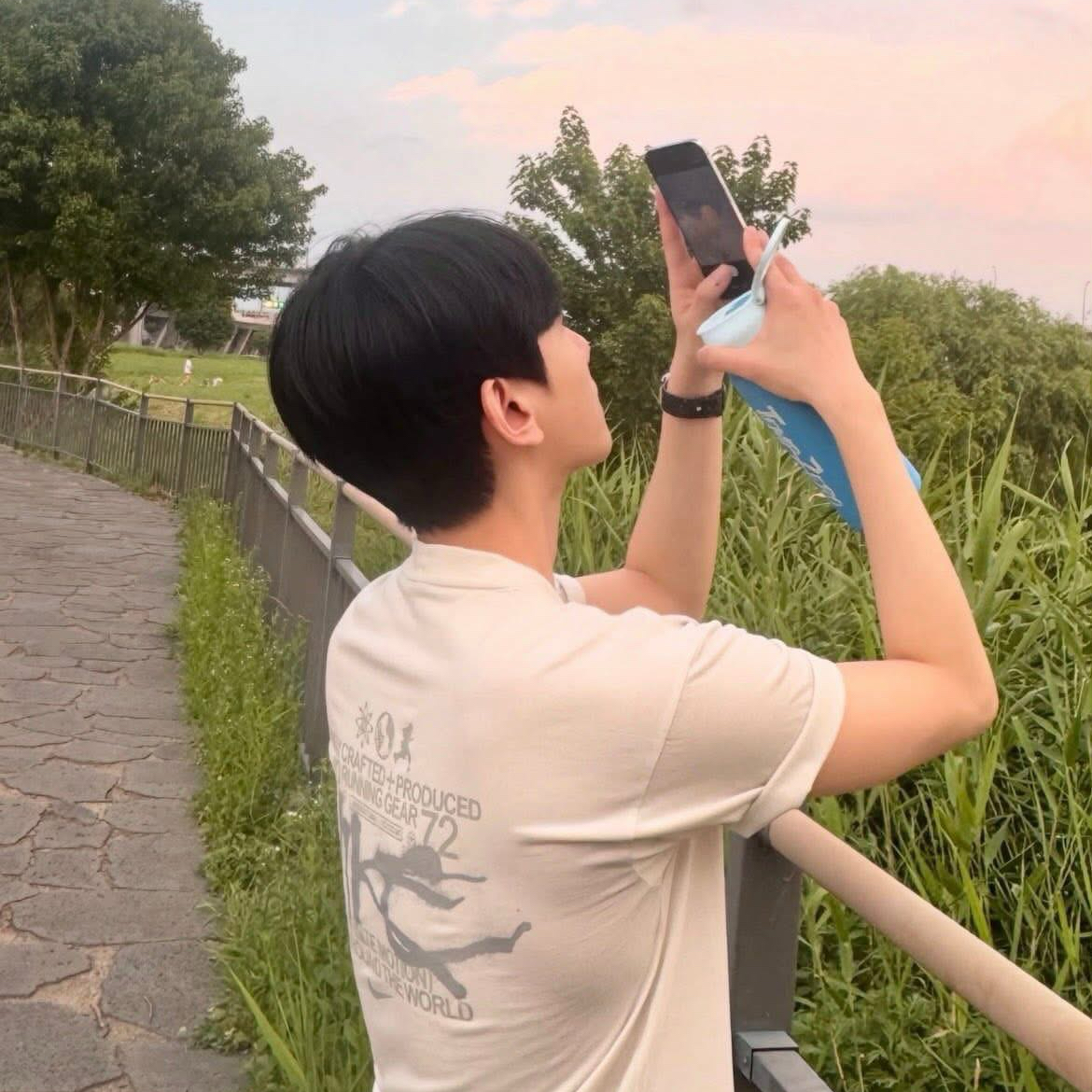 백현 (EXO)의 비하인드 컷