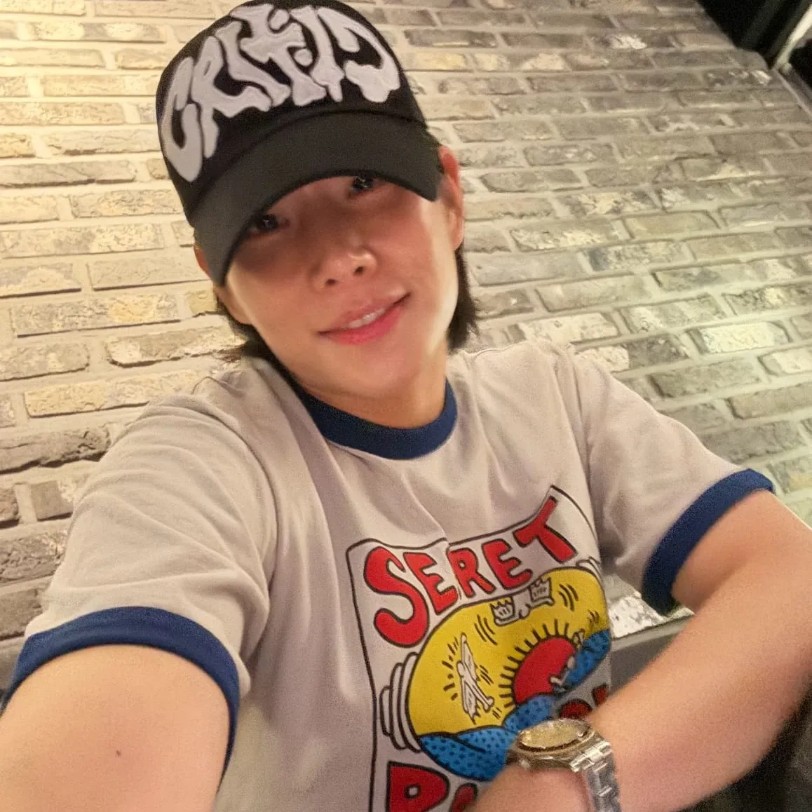 Latest photo of MJ (ASTRO)