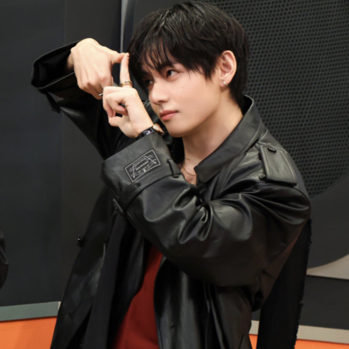 Recent activity shot of V (BTS)