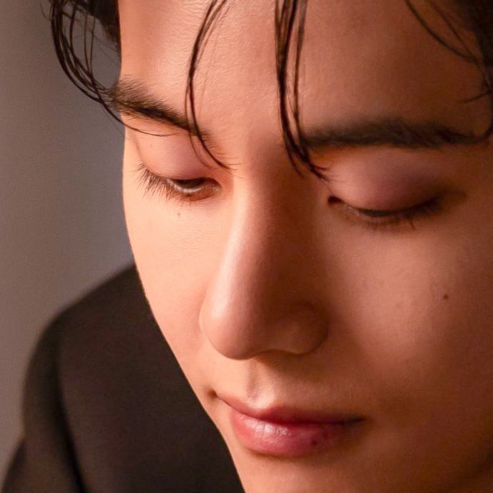 V (BTS)の最新写真