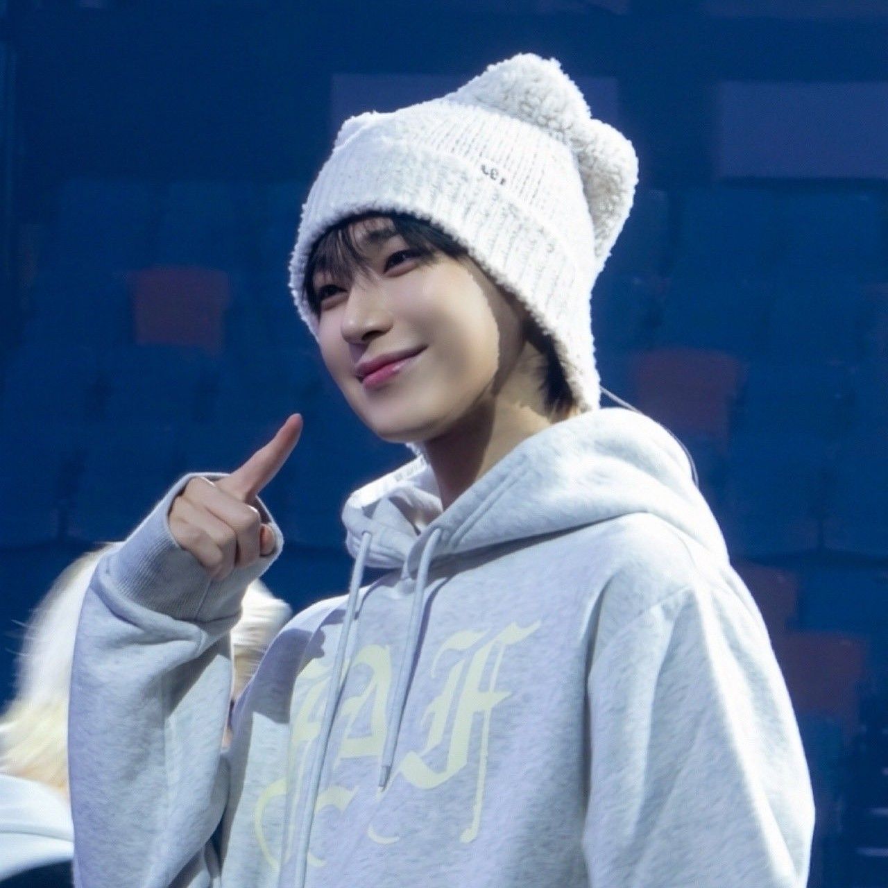 선우 (ENHYPEN)의 비하인드 컷