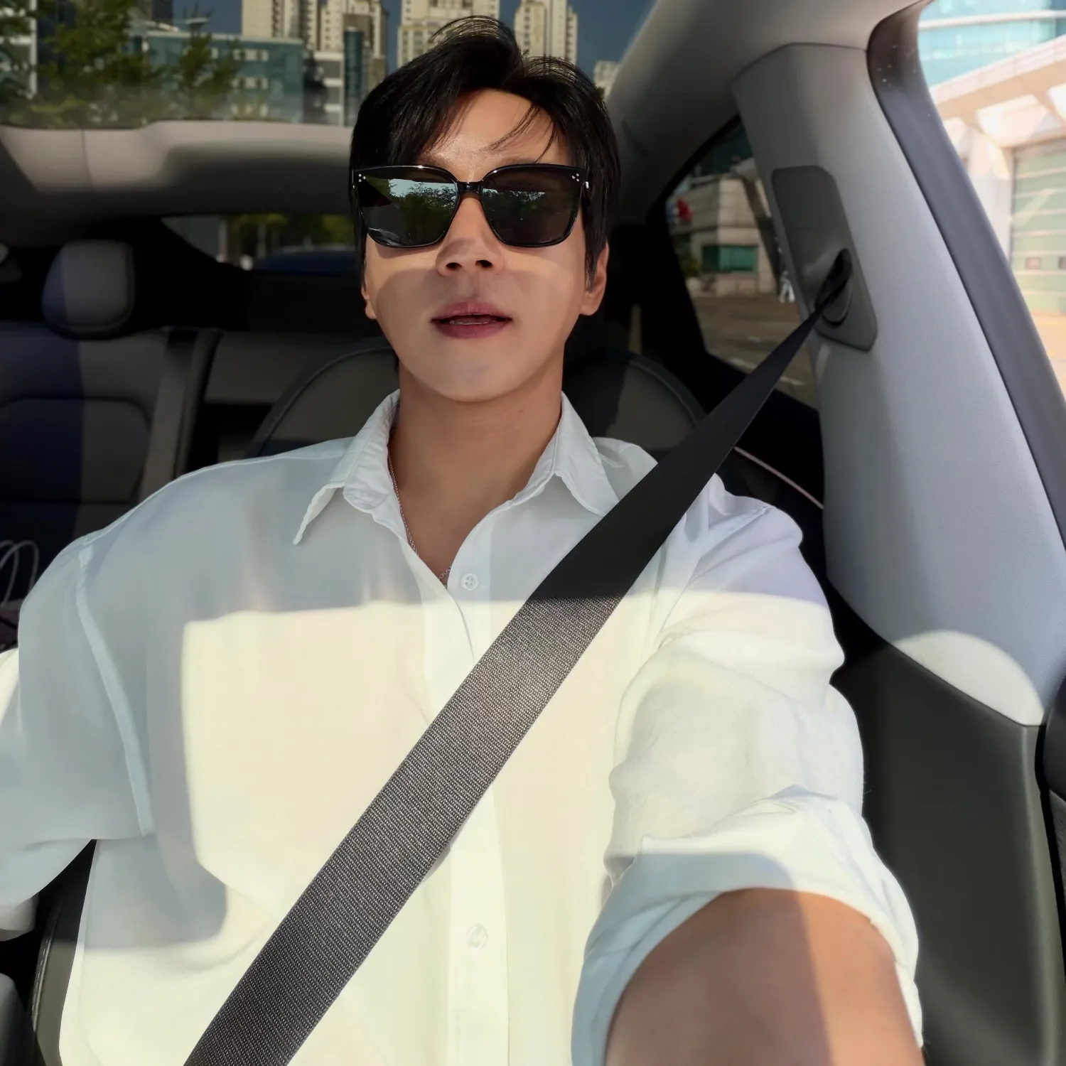 Foto aktivitas terbaru Hwang Chiyeol