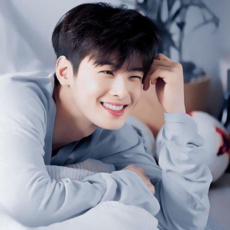 Recent activity shot of Eunwoo (ASTRO)
