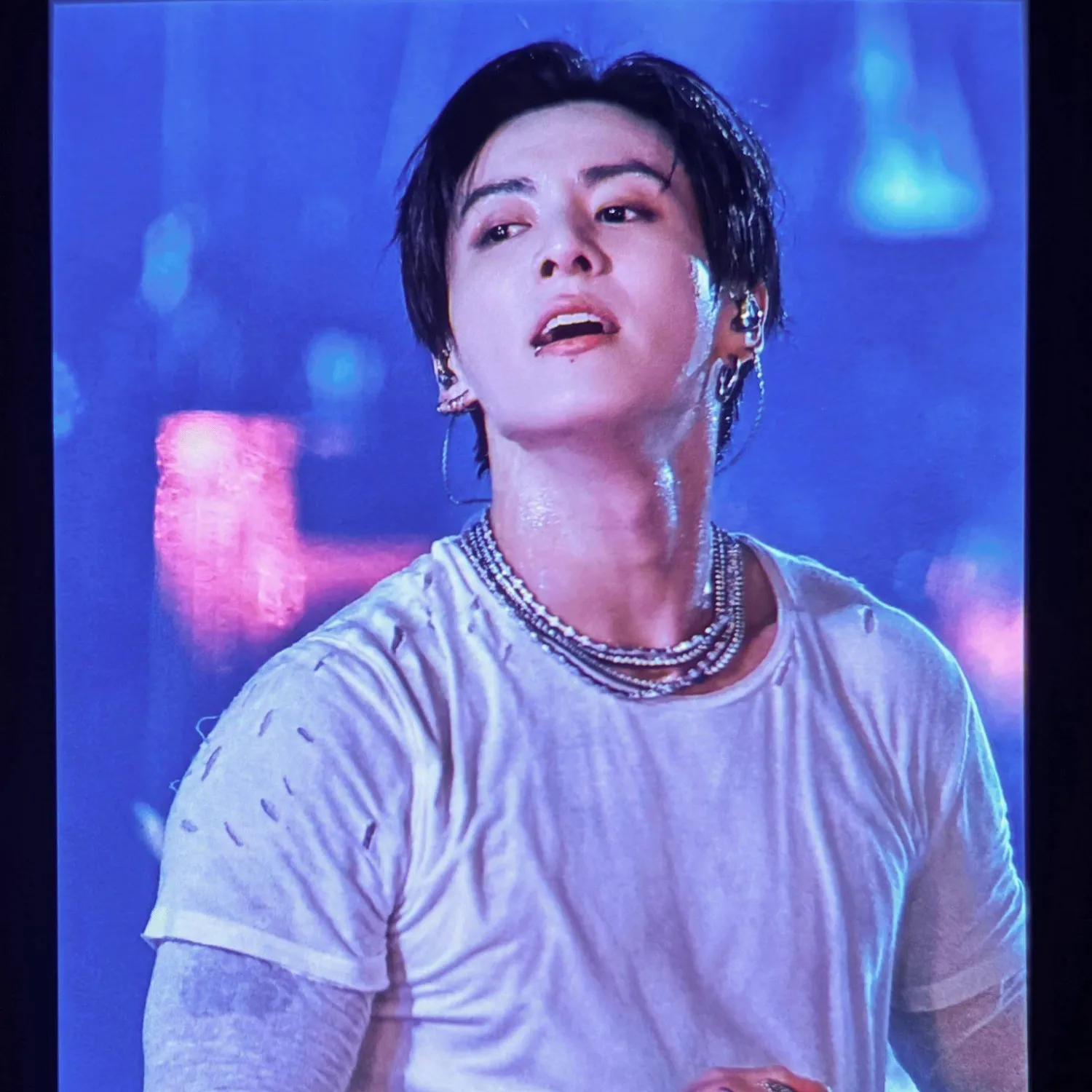 A moment captured by Jungkook (BTS)'s fan