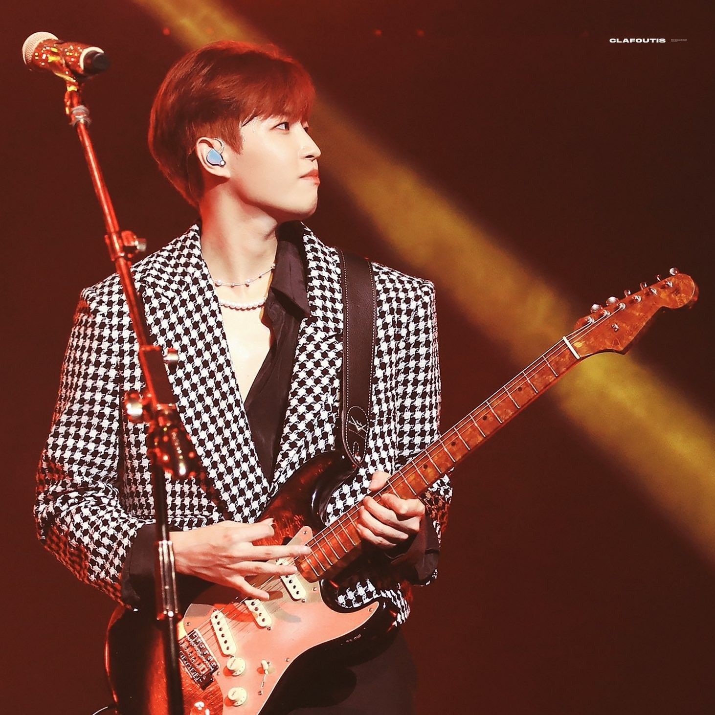 金在奐粉絲拍下的瞬間