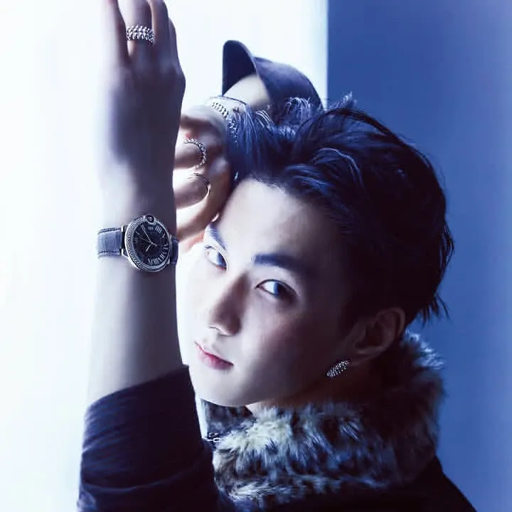 Latest photo of Jungwon (ENHYPEN)