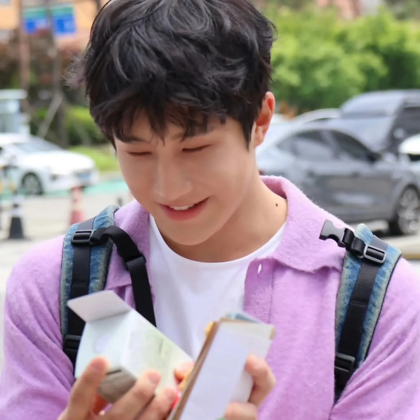 Behind-the-scenes cut of Jinjin (ASTRO)