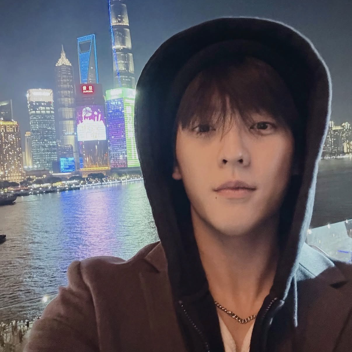 Behind-the-scenes cut of Lee Minhyuk (BTOB)