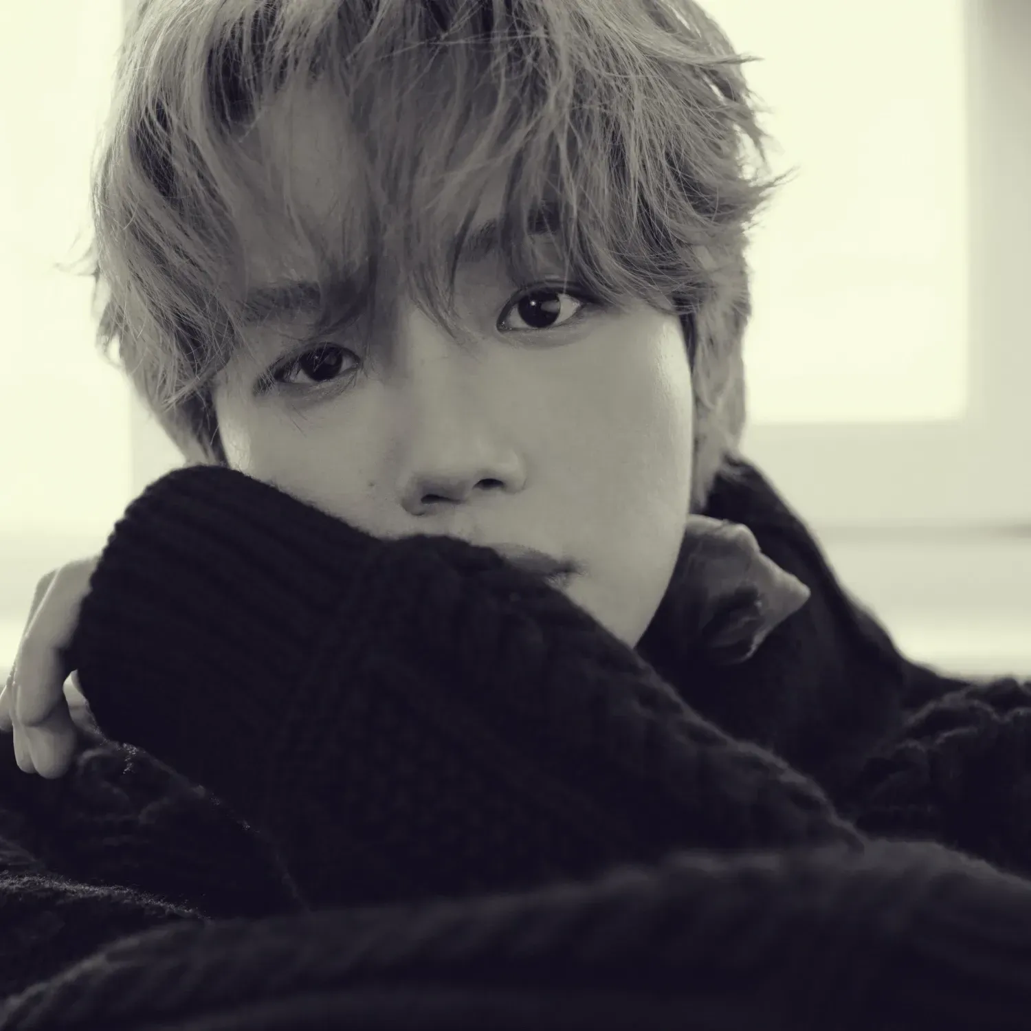 Behind-the-scenes cut of Lim Youngmin