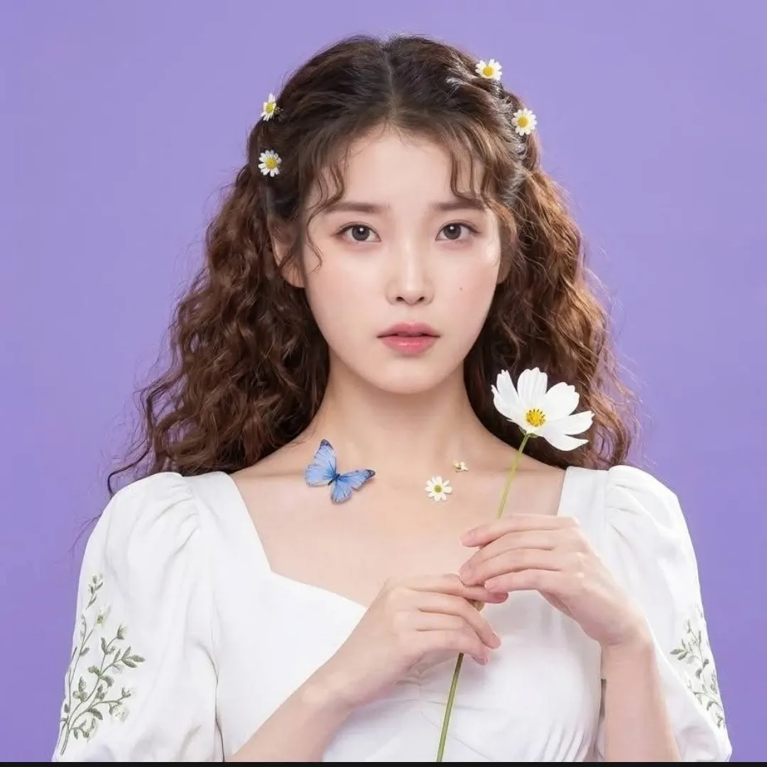 아이유 최근 활동샷