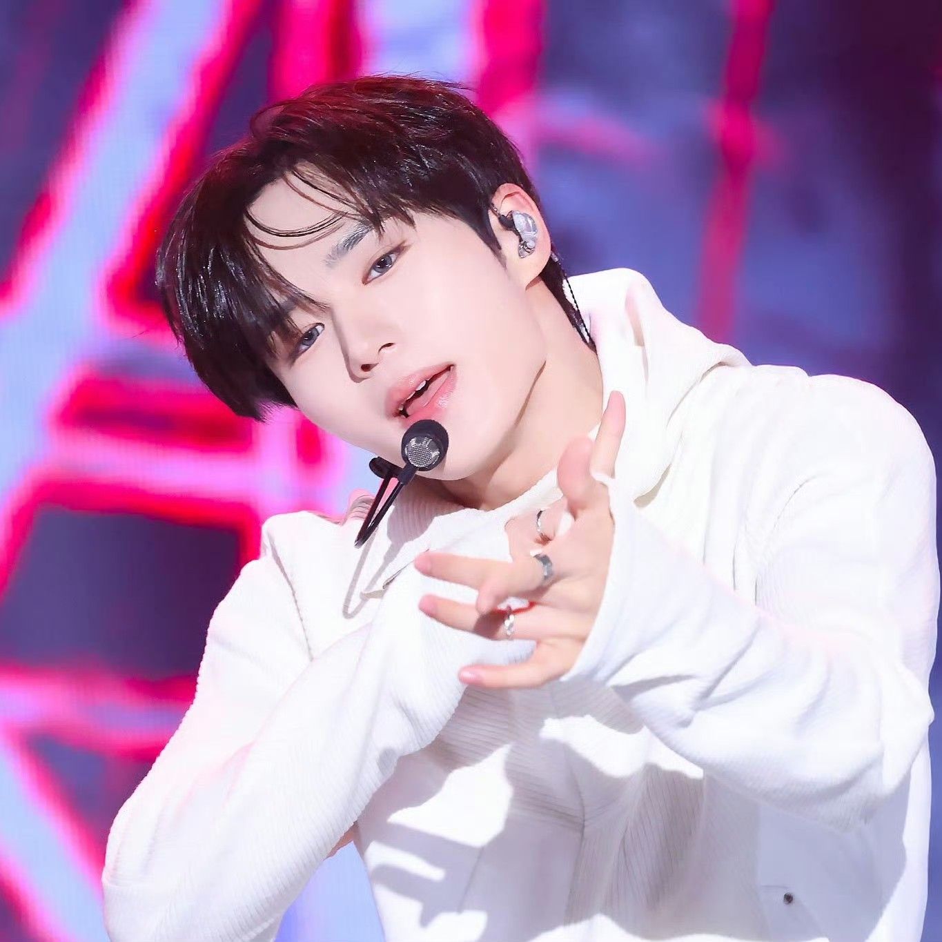 Latest photo of Kim Junseo (ALPHA DRIVE ONE)