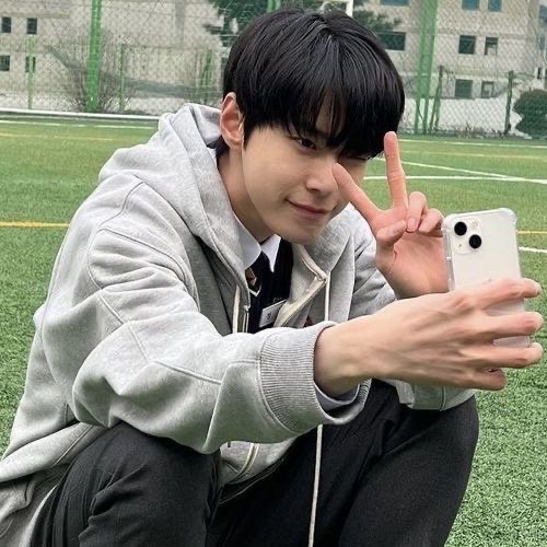 도영 (NCT 127)의 최신 사진