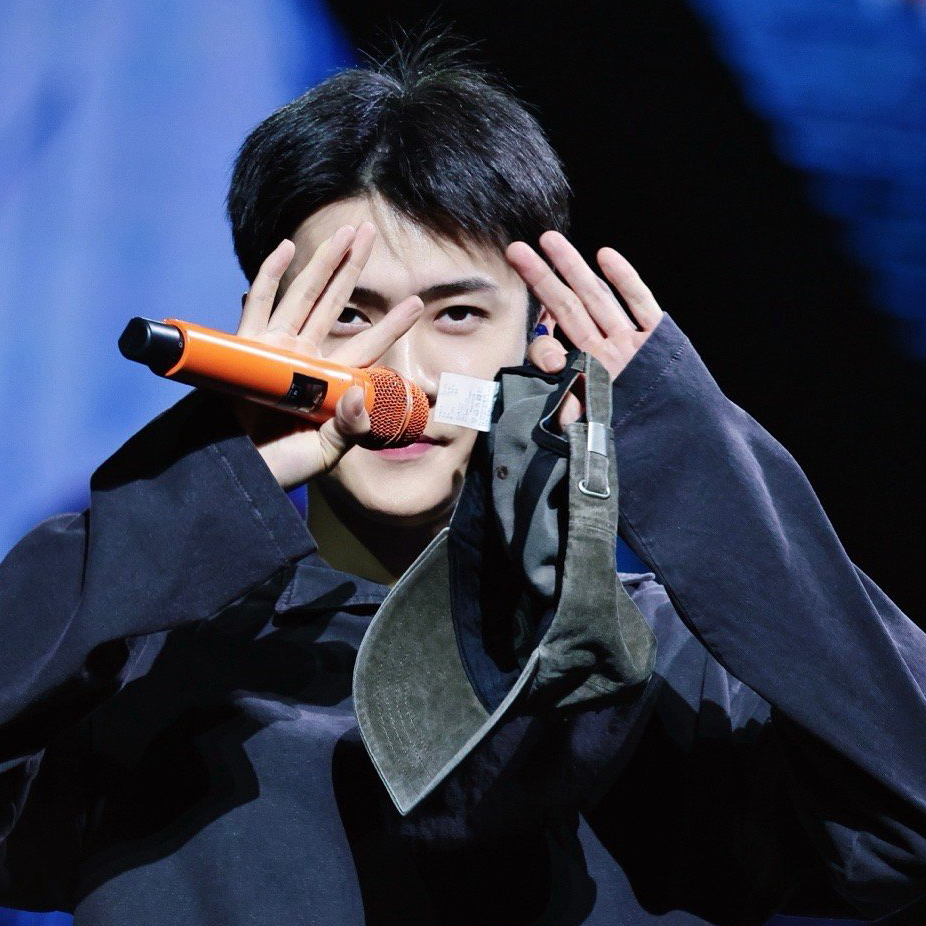 세훈 (EXO) 최근 활동샷