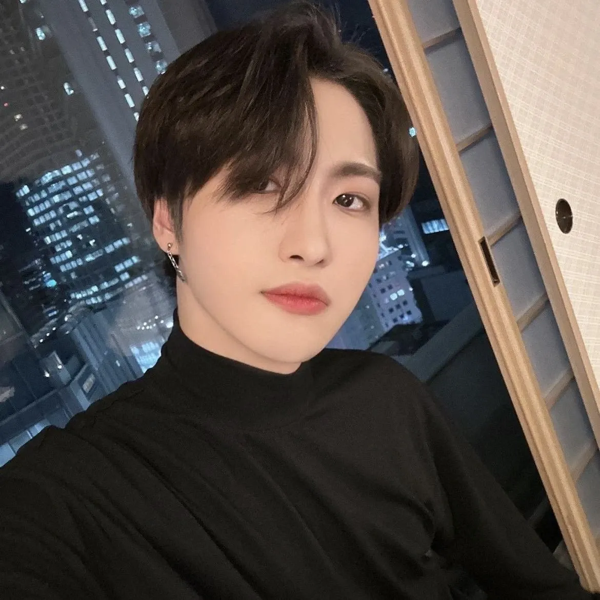 Recent activity shot of Seonghwa (ATEEZ)