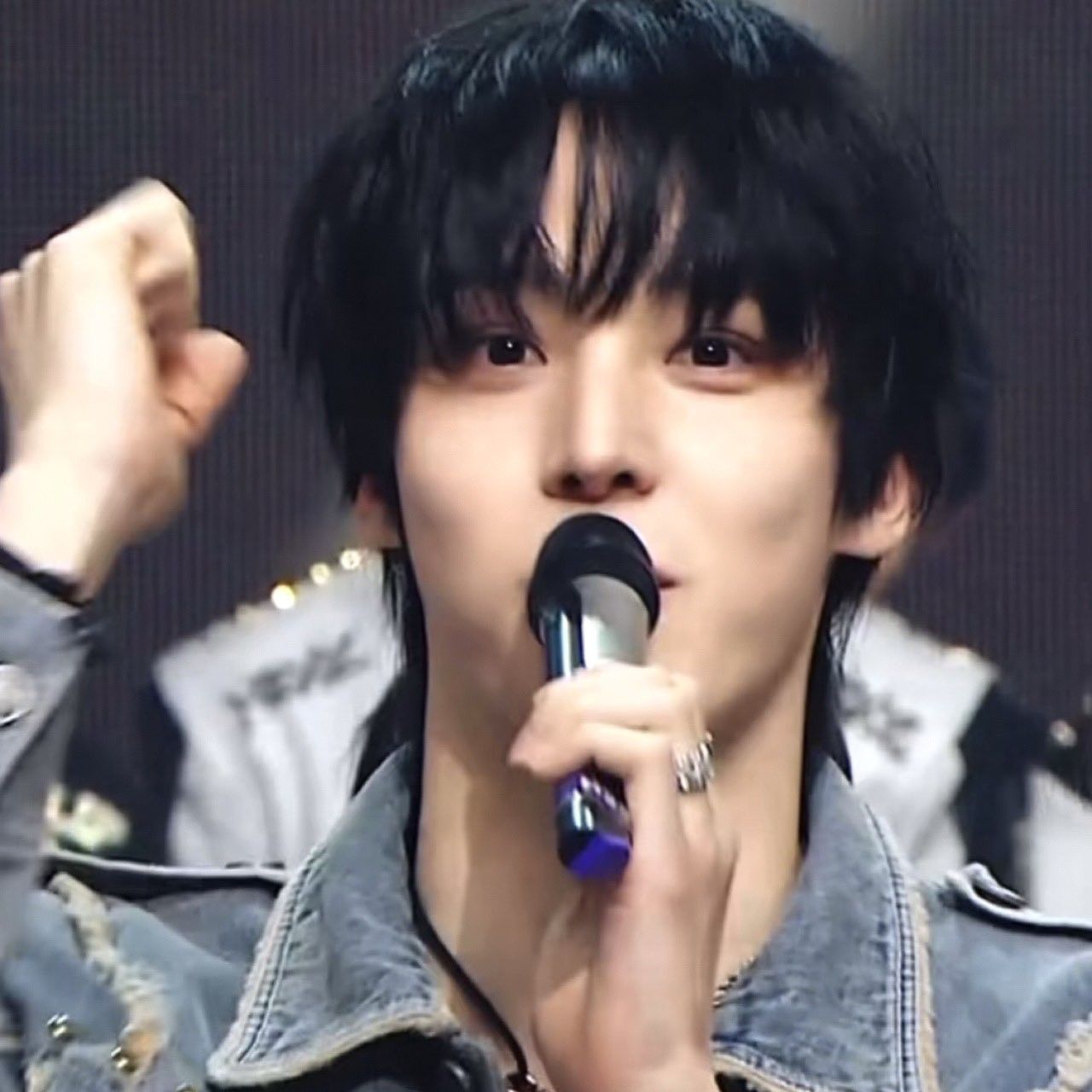 Behind-the-scenes cut of Yunho (ATEEZ)