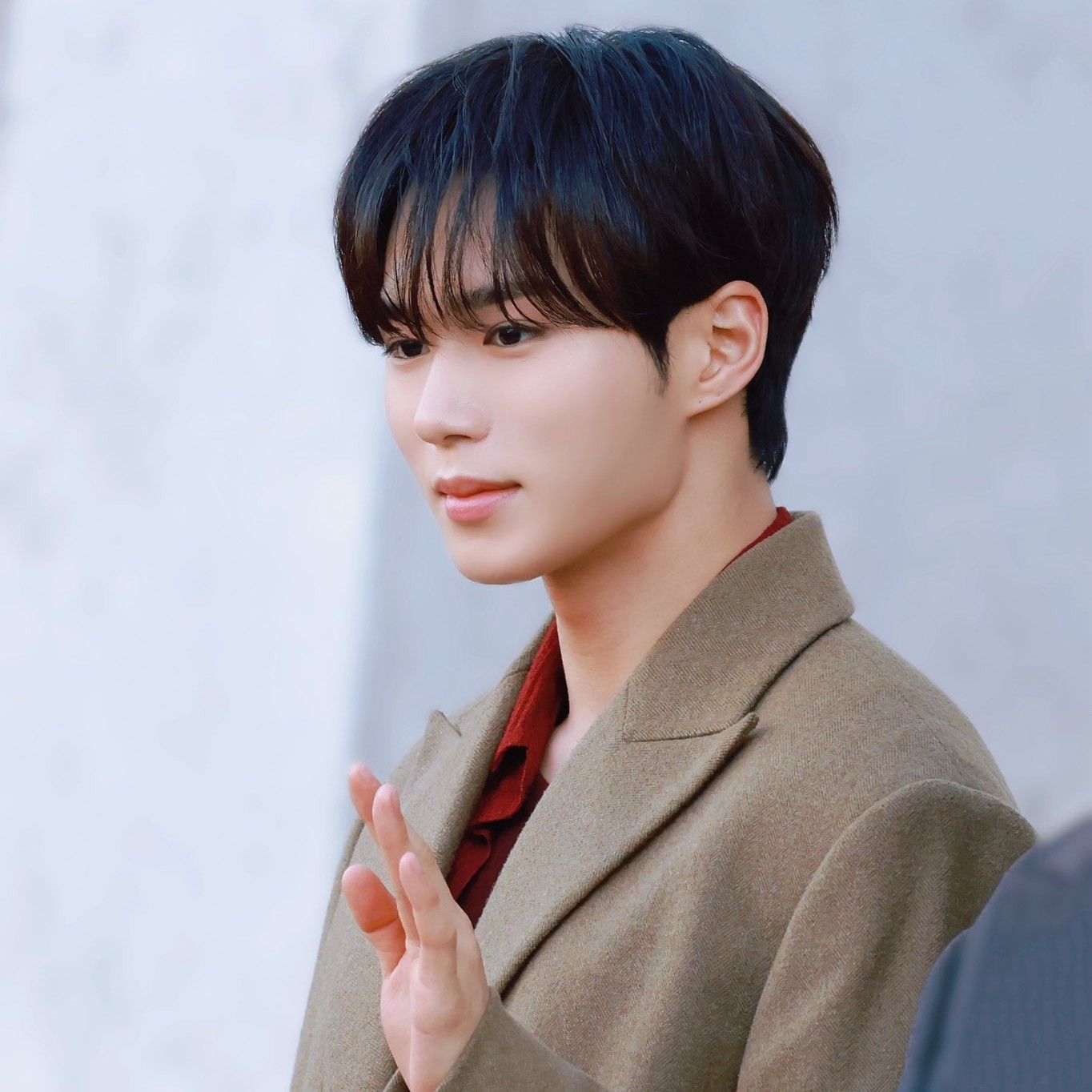 Behind-the-scenes cut of Kim Junseo (ALPHA DRIVE ONE)