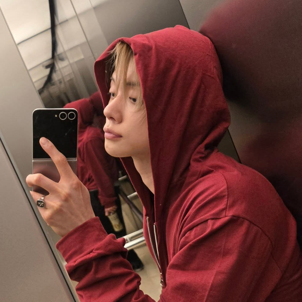 Foto aktivitas terbaru Yeonjun (TOMORROW X TOGETHER)