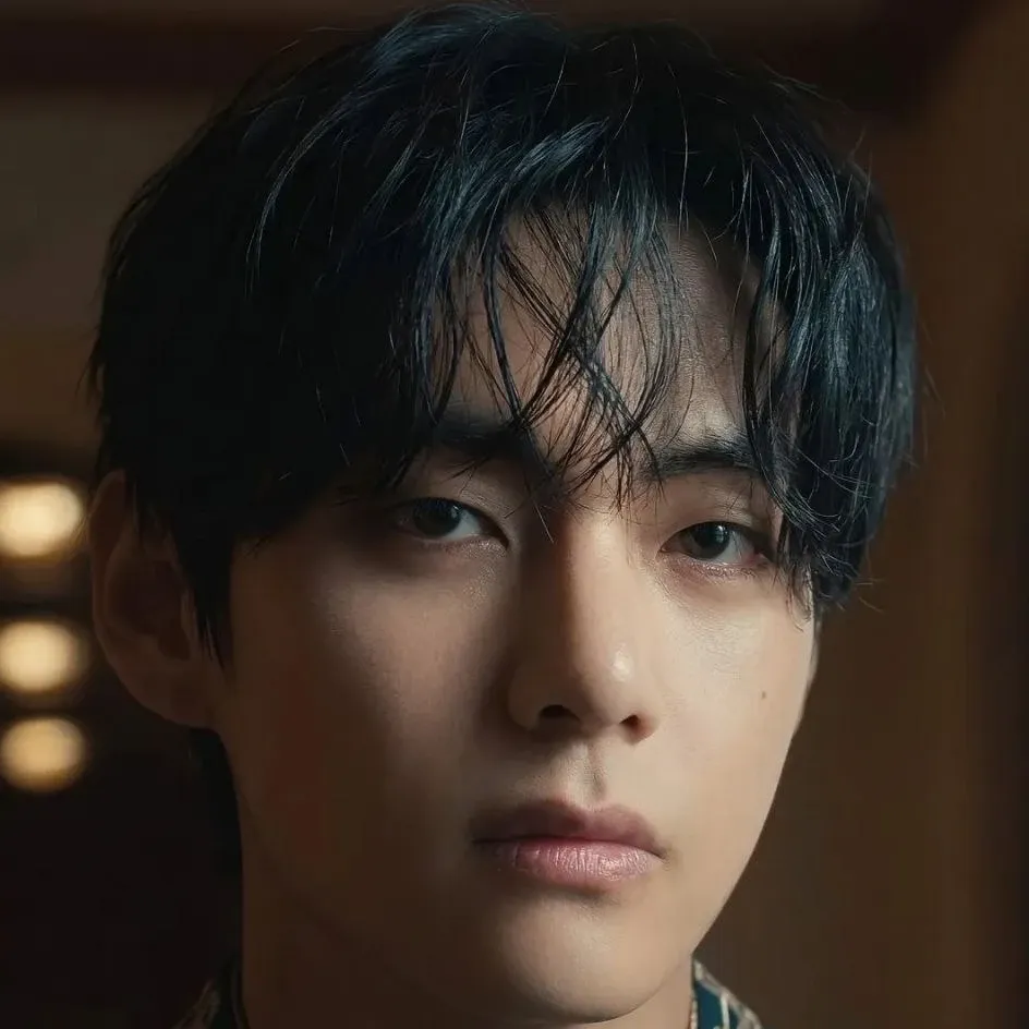 V (BTS)の舞台裏ショット