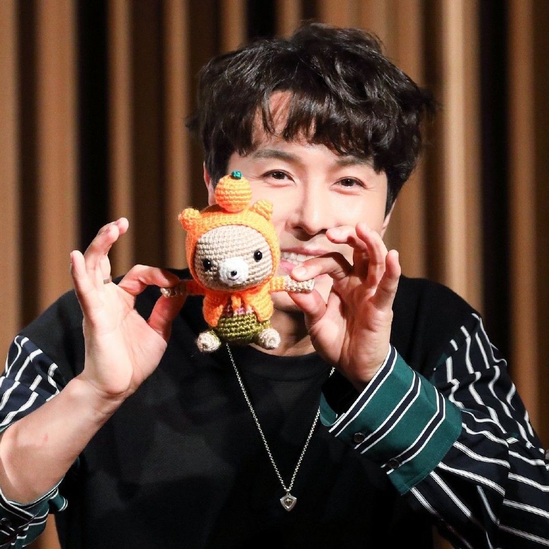 A moment captured by Kim Dongwan (SHINHWA)'s fan