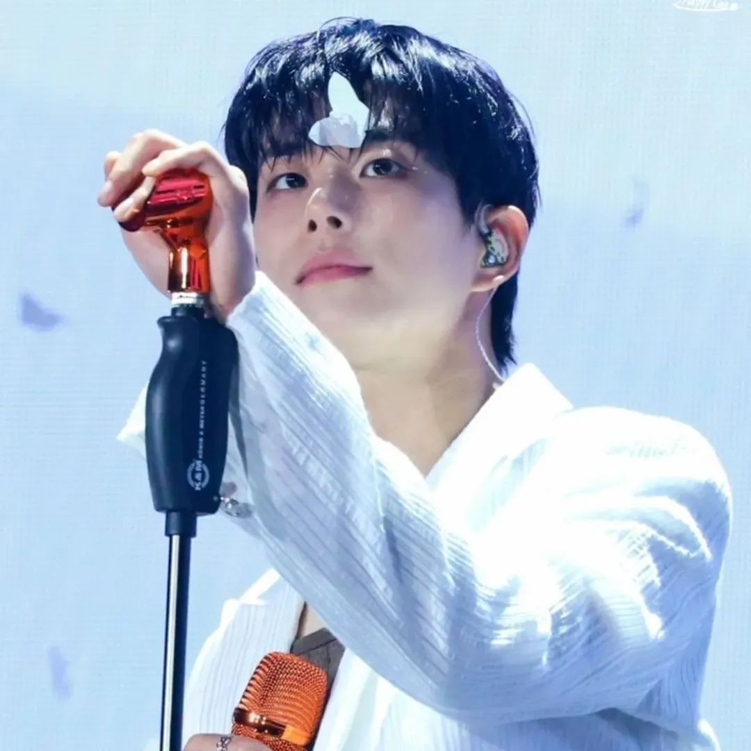 Recent activity shot of MJ (ASTRO)