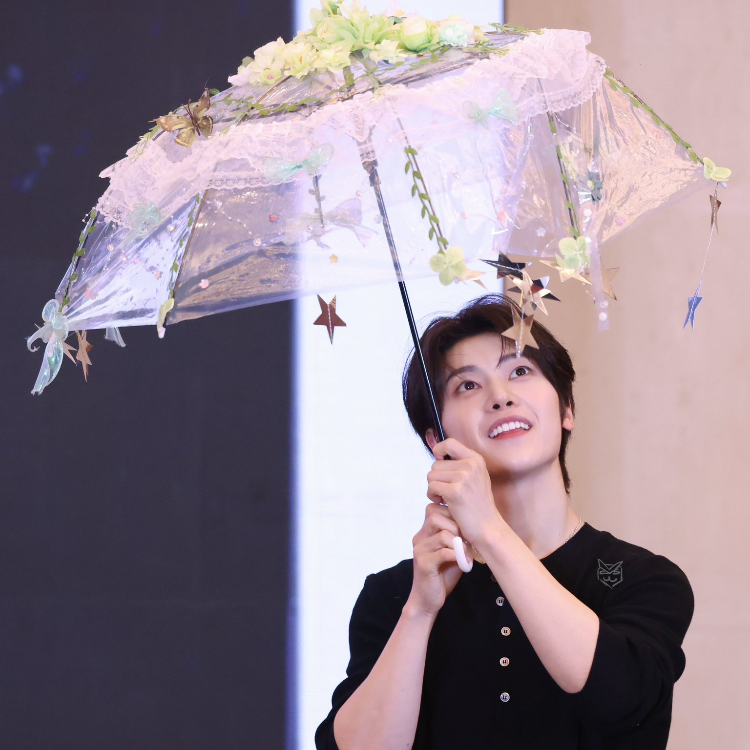 A moment captured by Seok Matthew (ZEROBASEONE)'s fan