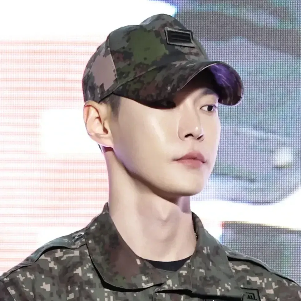 Behind-the-scenes cut of Doyoung (NCT 127)