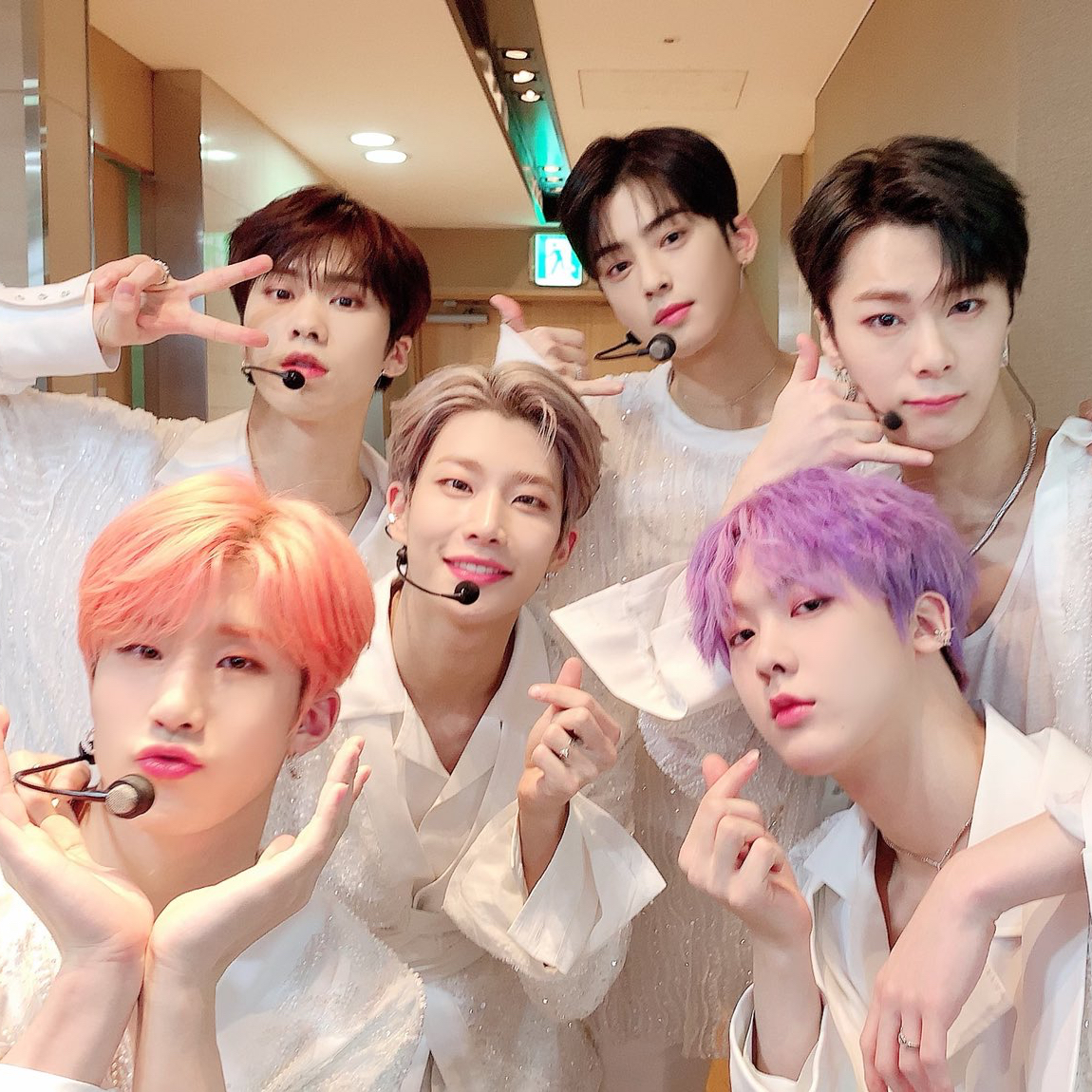 아스트로 최근 활동샷