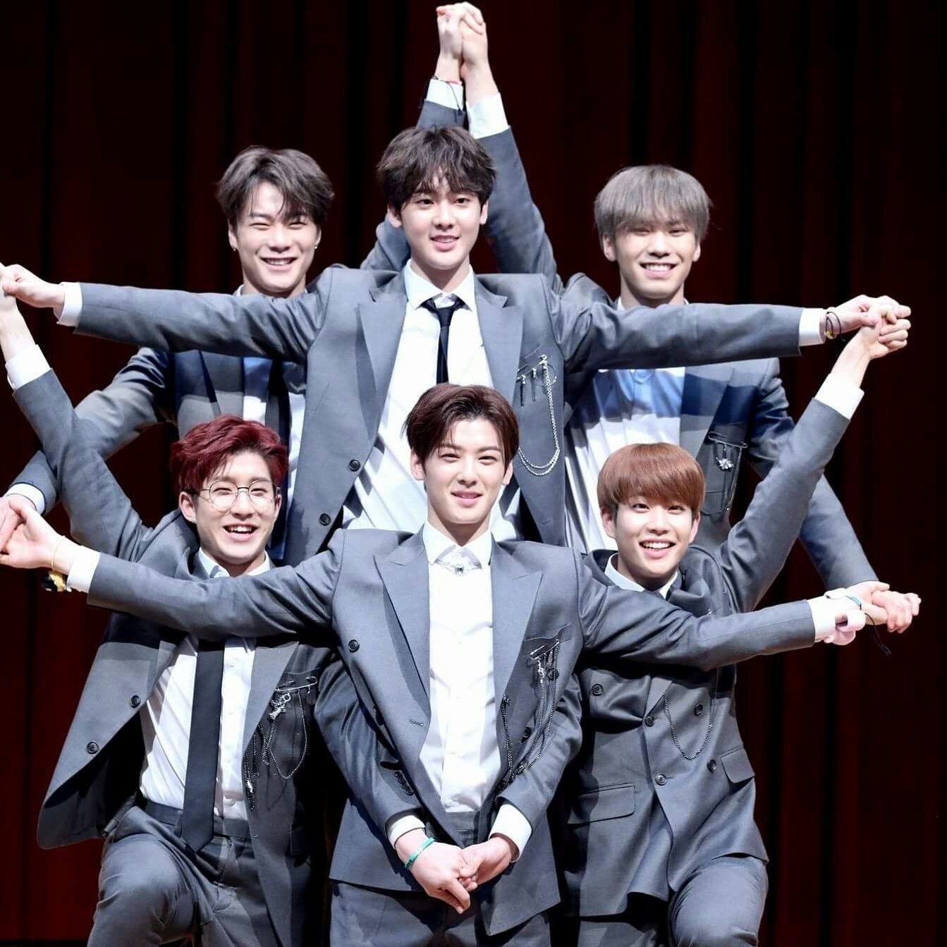 Momen yang diabadikan oleh penggemar ASTRO