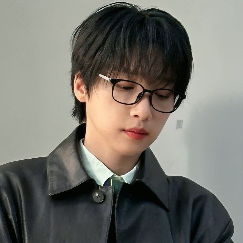 A moment captured by Jeong Sewoon's fan