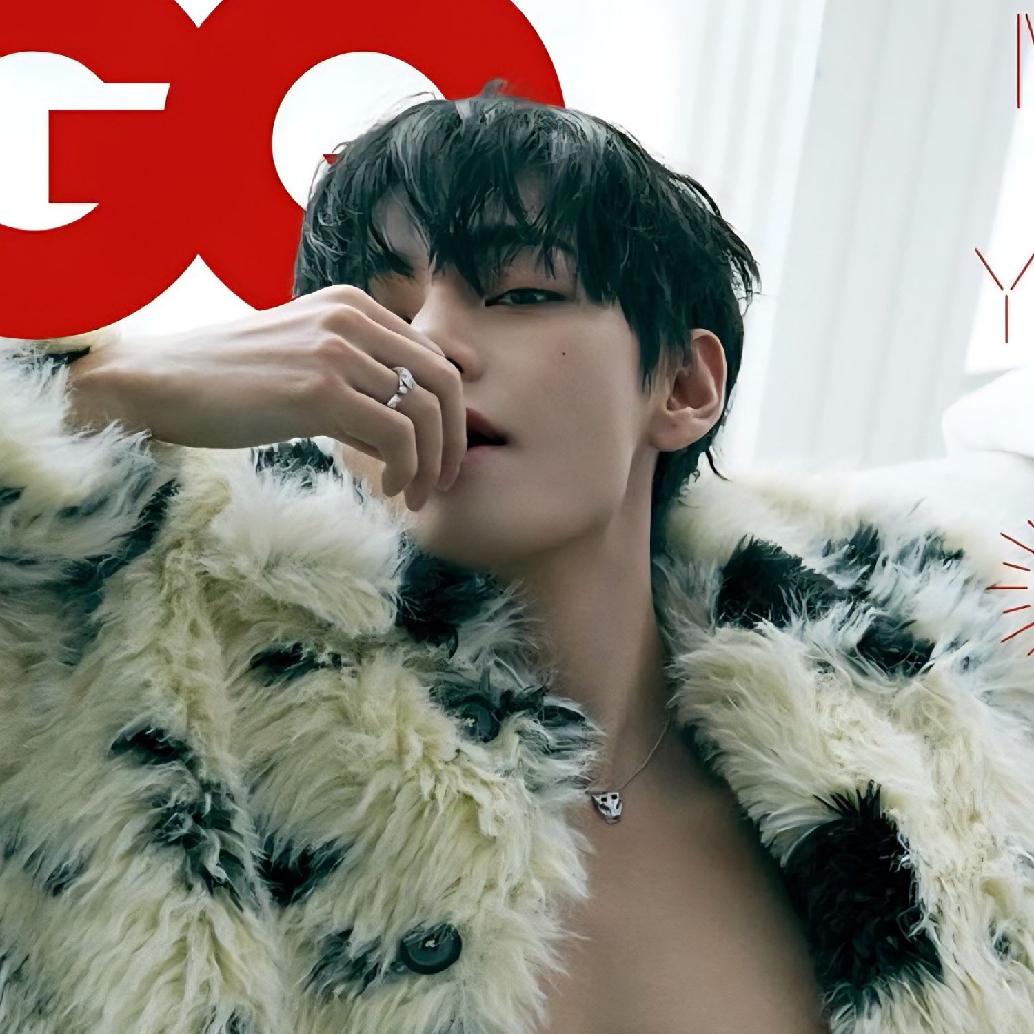 뷔 (방탄소년단) 최근 활동샷