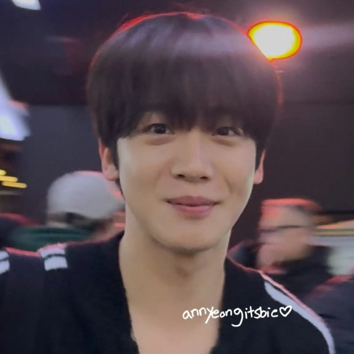 Behind-the-scenes cut of Kim Yohan (WEi)