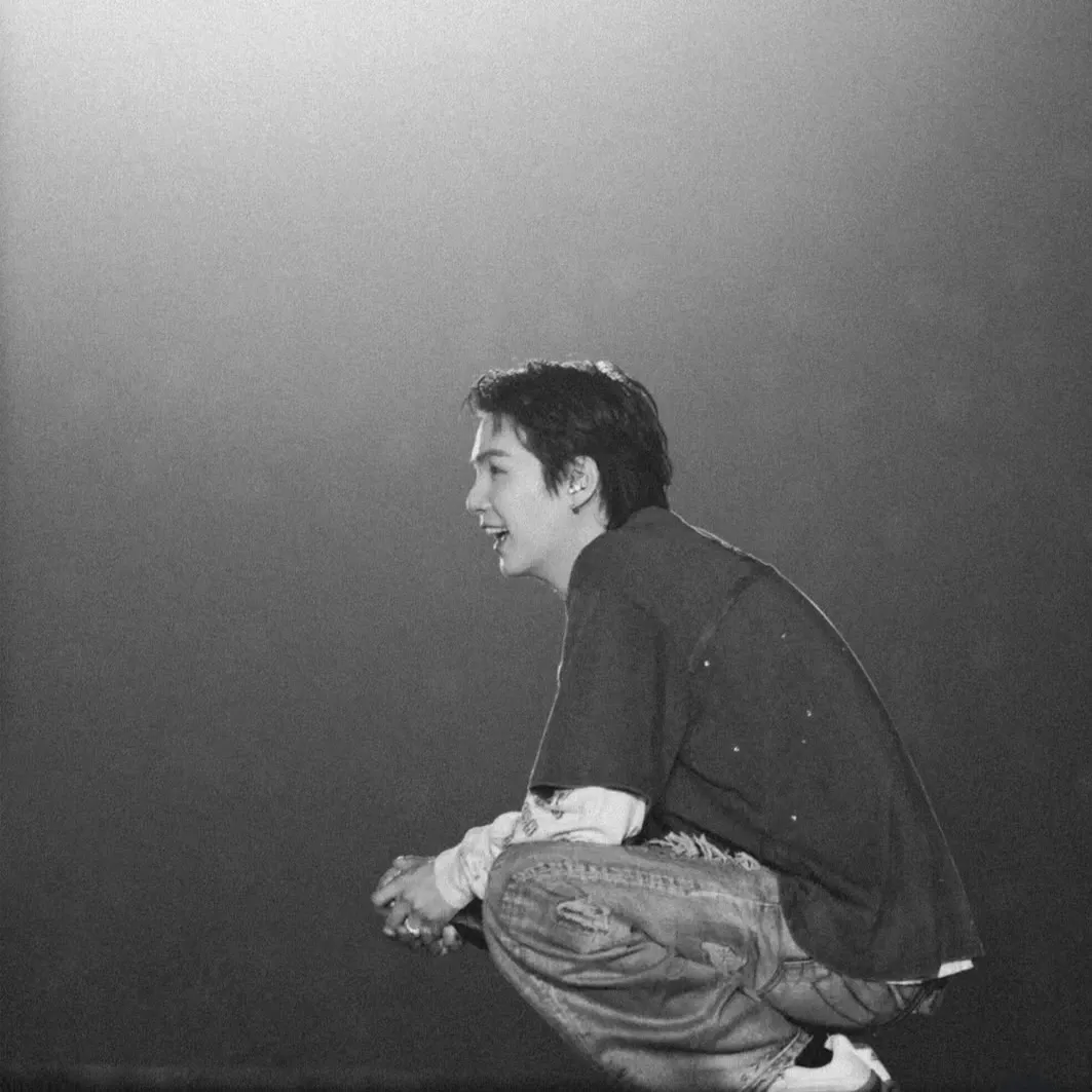 Behind-the-scenes cut of SUGA (BTS)