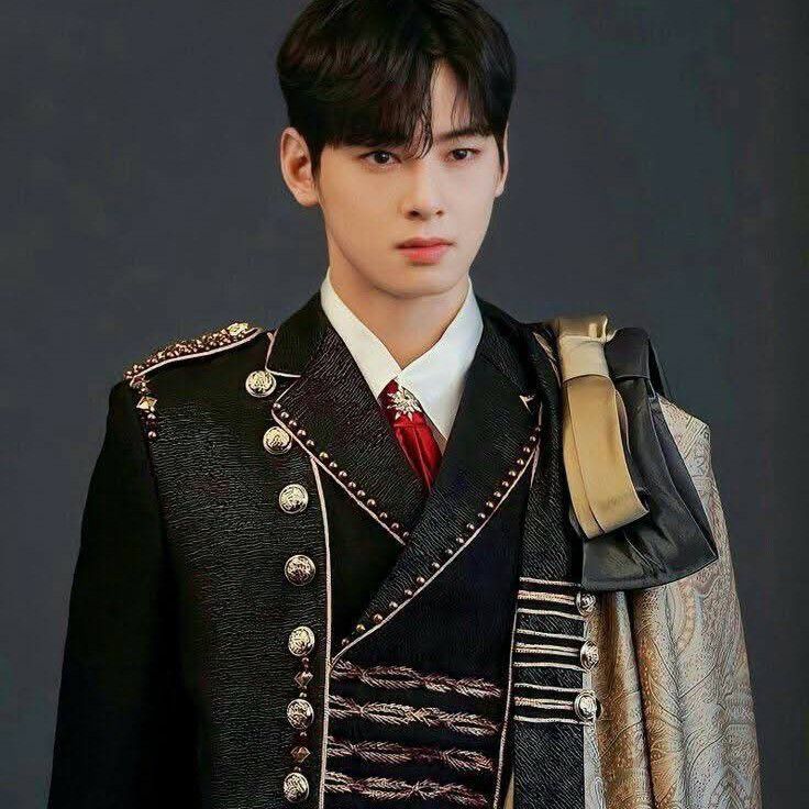 Recent activity shot of Eunwoo (ASTRO)