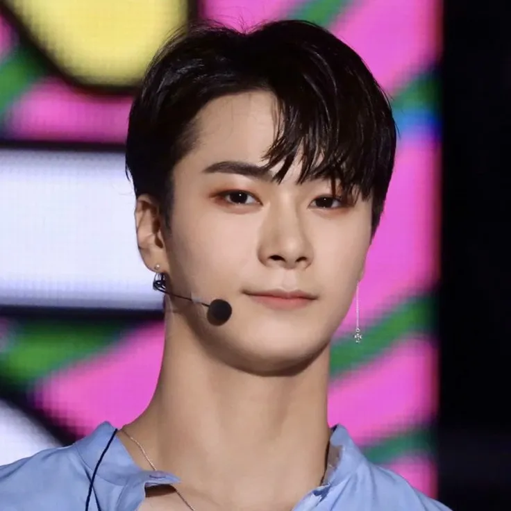 A moment captured by Moonbin (ASTRO)'s fan