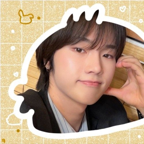 Latest photo of Jungsu (Xdinary Heroes)