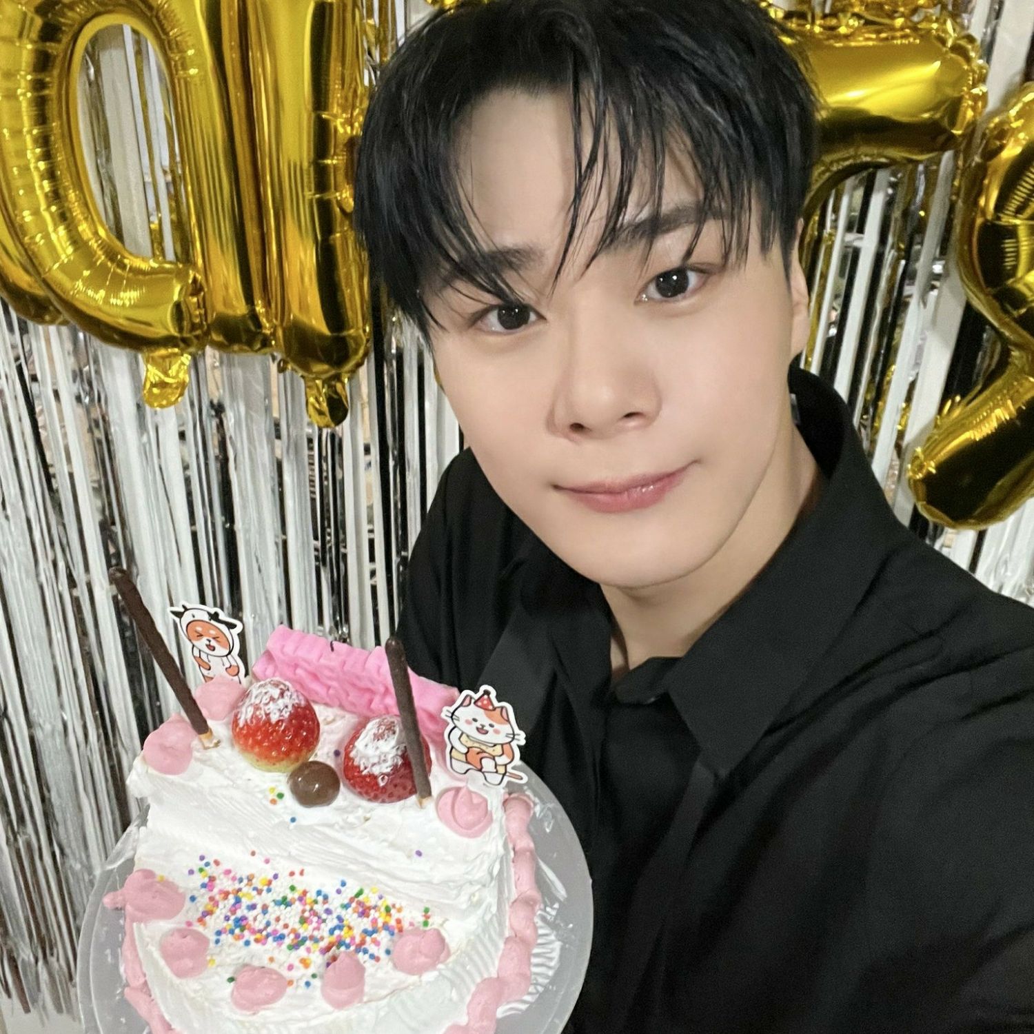 Latest photo of Moonbin (ASTRO)