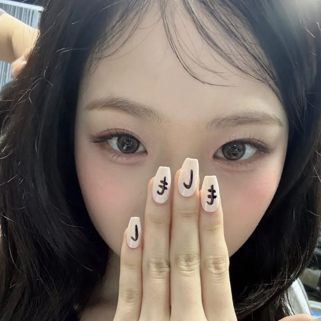 Latest photo of Seowon (UNIS)