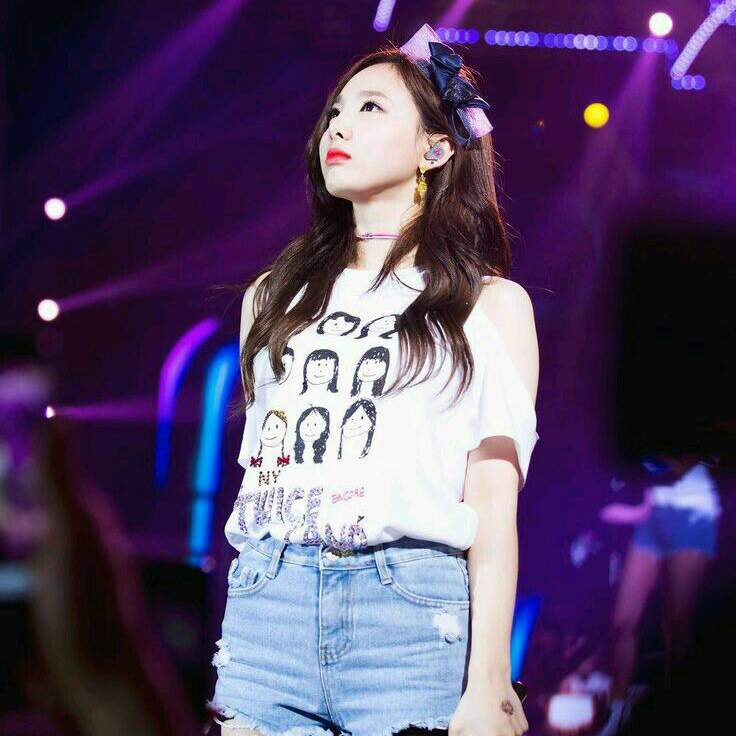 TWICE의 비하인드 컷