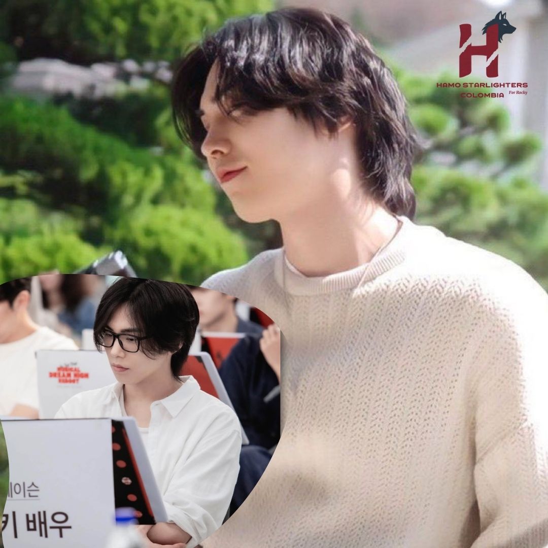 A moment captured by Rocky's fan