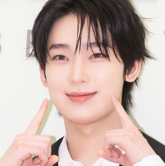 선우 (ENHYPEN)의 비하인드 컷