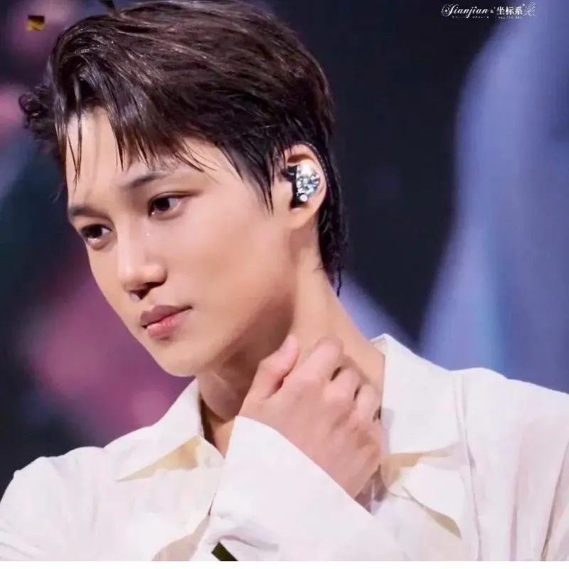 Foto aktivitas terbaru Kai (EXO)