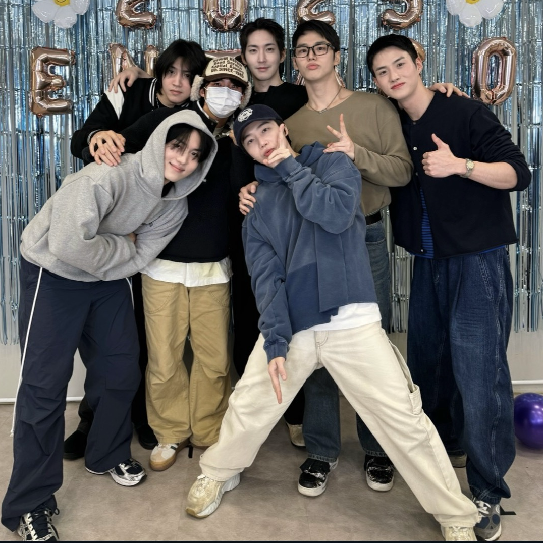 Latest photo of PENTAGON