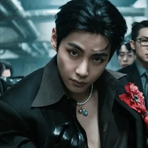 A moment captured by V (BTS)'s fan